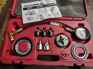 lot 52 image: Gear Wrench Oil Pressure Check Kit...