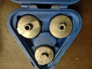 lot 53 image: AST ToyotaLexus Oil Filter Wrench ...