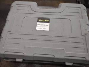 lot 62 image: Wenzhon Universal Radiator Test Kit...