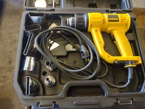 lot 64 image: Dewalt Heat Gun...
