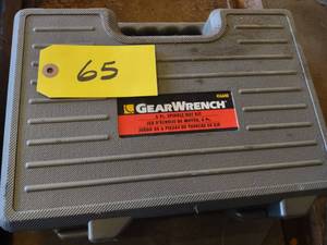 lot 65 image: Gear Wrench Spindle Nut Kit...