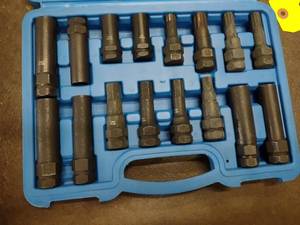 lot 86 image: OMT Locking Lugnut Master Key Set...