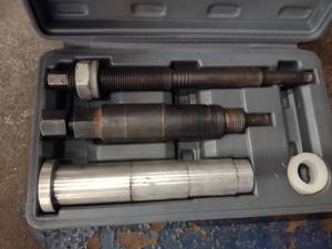 lot 94 image: Lisle Ford Triton Sparkplug Remover...