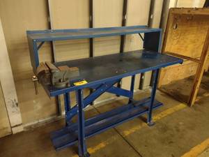lot 109 image: Workbench with 8 Swivel Vise, 72x3...