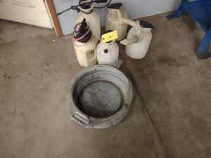 lot 131 image: Sprayer, Water Cans, Dispensers, & ...