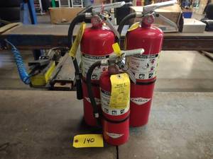 lot 140 image: (3) Fire Extingushers...
