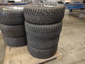 lot 166 image: (4) Hankook Winter I Pike 22555R17...