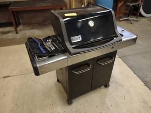 lot 184 image: Weber Gas Grill...