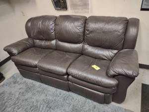 lot 194 image: Reclining Couch...