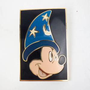 lot 12 image: Enamel Pin - Mickey Mouse Sorcerer Hat