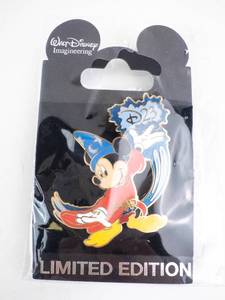 lot 18 image: Mickey Mouse Pin - D23 Limited Edition Walt Disney Imagineering