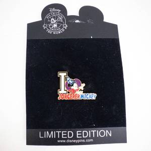 lot 24 image: Disney Pin - I Heart Sorcerer Mickey Limited Edition