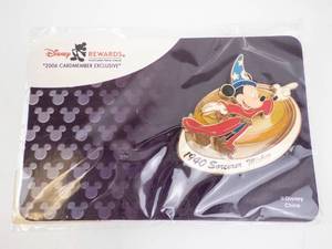 lot 55 image: Sorcerer Mickey Pin - Disney Cardmember Exclusive 2006