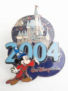 lot 70 image: Disney Enamel Pin - Mickey Sorcerer 2004 Castle (BoxLunch Collection)