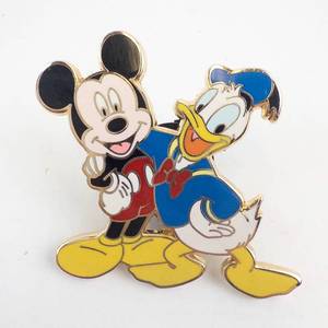 lot 88 image: Enamel Pin - Disney Mickey Mouse & Donald Duck