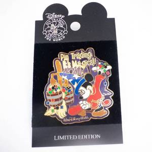 lot 110 image: Enamel Pin - Mickey Mouse Sorcerer Mickey (Fantasia) - Disney Auctions