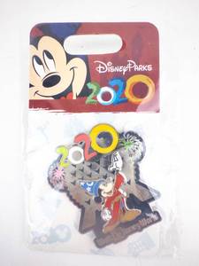 lot 112 image: Disney Parks 2020 Pin - Mickey Mouse Fireworks Design