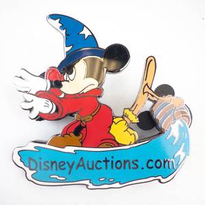 lot 141 image: Sorcerer Mickey Pin - Disney Auctions Exclusive LE 2500