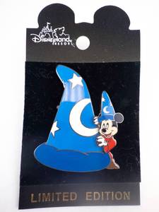 lot 151 image: Pin - Disneyland Resort Mickey Wizard Hat (Limited Edition)
