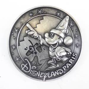 lot 154 image: Mickey Mouse Sorcerer Pin- Disneyland Paris Limited Edition 070150
