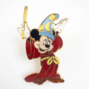 lot 162 image: Enamel Pin - Sorcerer Mickey (Fantasia)