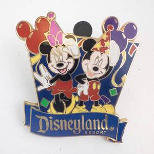 lot 167 image: Disneyland Resort Pin - Mickey & Minnie