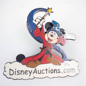 lot 168 image: Sorcerer Mickey Pin - Disney Auctions Limited Edition 2,500