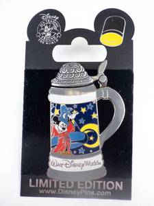lot 174 image: Disney Pin - Mickey Mouse Starry Stein Limited Edition