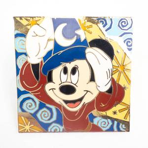 lot 196 image: Mickey Mouse Enamel Pin - Disney Made in China 2003