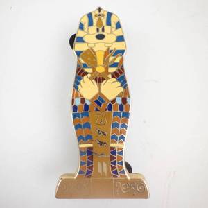 lot 252 image: Disney Parks Enamel Sarcophagus Goofy Pin - LE 300 (2009)