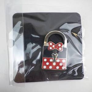 lot 257 image: Padlock - Minnie Mouse Bow Pattern Pin