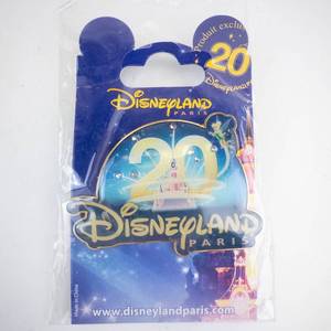 lot 263 image: Disneyland Paris 20th Anniversary Pin