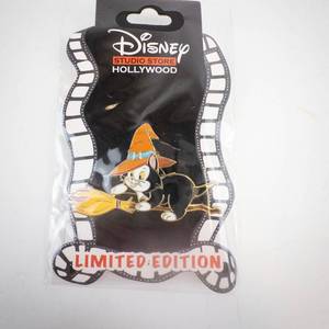 lot 270 image: Pin - Disney Studio Store Hollywood - Mickey Witch On A Broom (Limited Edition)