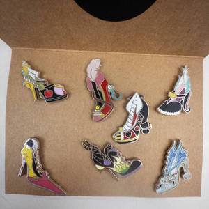 lot 286 image: Enamel Shoe Pins Lot - High Heels & Boots Collection