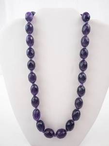 lot 6A image: Amethyst Bead Necklace - Faceted Purple Stones With 14K Gold Clasp