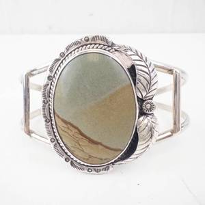 lot 12 image: Southwestern Sterling Silver Agate Stone Cuff Bracelet