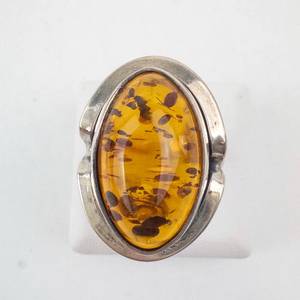 lot 33 image: Amber Ring - Sterling Silver 925 - Size 6
