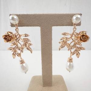 lot 152 image: Pair of Gold-Tone Leaf & Pearl Drop Earrings - Floral Cluster Dangle