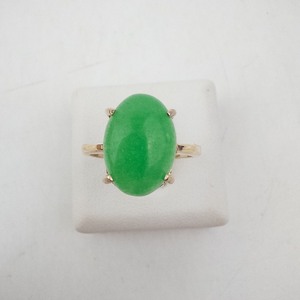 lot 45 image: Vermeil Ring - Green Oval Cabochon Stone (Possibly Jade), Sterling Silver 925. Size 7.5