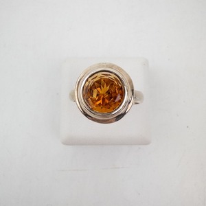 lot 46 image: Amber Sterling Silver Ring - Size 7.75