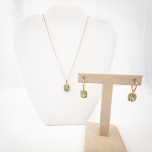 lot 259 image: Vermeil (Sterling Silver) Green Gem Necklace & Earrings Set