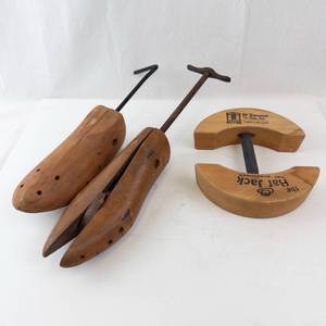 Townsend & Son Hart Jack Cobblers Last Set - Wooden Shoe Lasts with Clamp Hardware