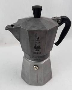 Bialetti Moka Express Stovetop Espresso Maker - Made in Italy (Used)