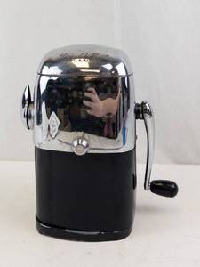 Ice-O-Mat Vintage Manual Ice Shaver - Chrome Top, Black Base (Untested)