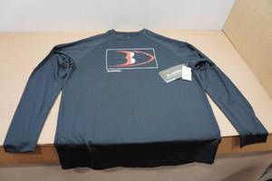 lot 19 image: Blackfish Swift UPFCooling Long Sleeve - Medium