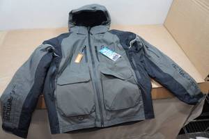 lot 23 image: Clam Icearmor Jacket with Motion Float - Small