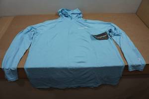 lot 28 image: Blackfish Angler UPFCooling Hooded Long Sleeve - XL