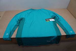 lot 31 image: Blackfish Angler UPFCooling Long Sleeve - Large