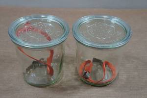 lot 36 image: 2 Weck 580ml Mold Canning Jars