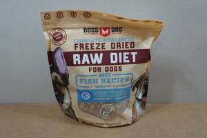 lot 45 image: Boss Dog Freeze Dried Dog Treats - Fish